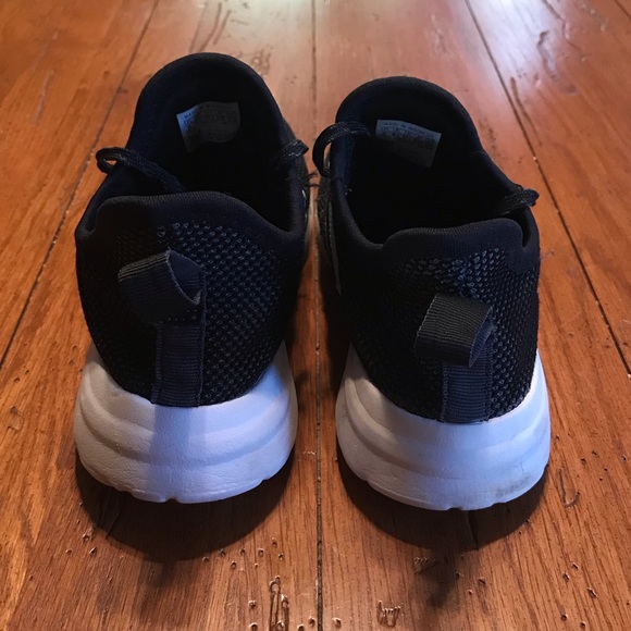 Addis’s Shoes - Picture 4 of 6